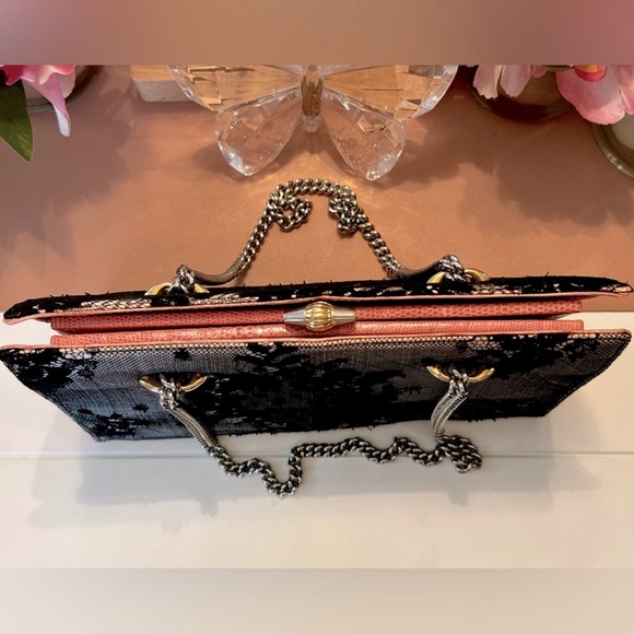 Rare Vintage Pink Lace Valentino Garavani Bag - Picture 3 of 11